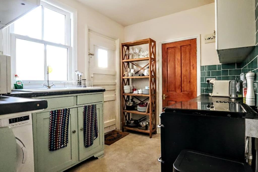 Cute Cottage 5 Min Walk From Cafes Station And Sea Χέιστινγκς Εξωτερικό φωτογραφία