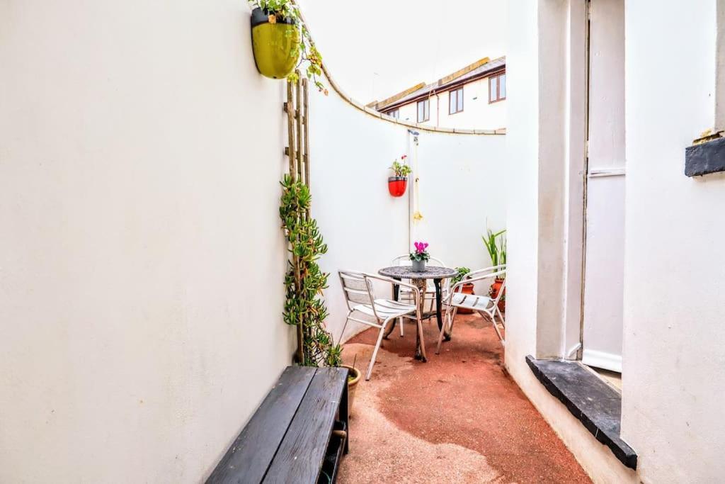Cute Cottage 5 Min Walk From Cafes Station And Sea Χέιστινγκς Εξωτερικό φωτογραφία